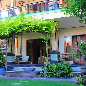 Cr Tris Gasthuis Seminyak